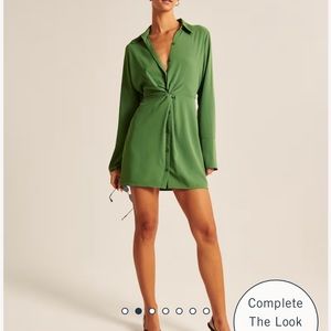 NWT Abercrombie & Fitch | Long-Sleeve Twist-Front Shirt Dress in green, Medium